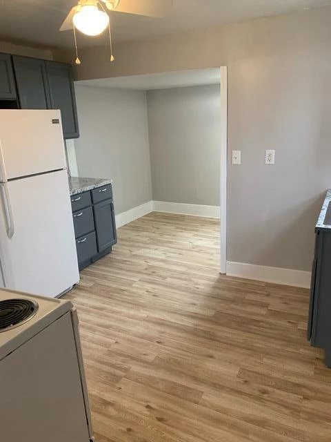 1120 6th ST - Photo 29