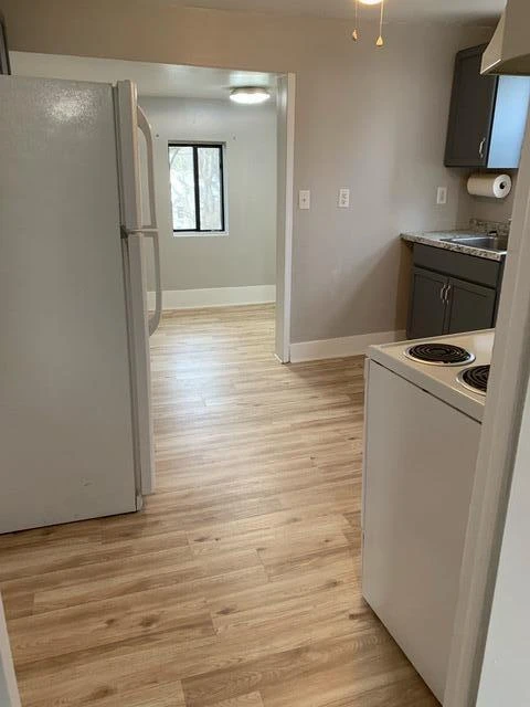 1120 6th ST - Photo 30