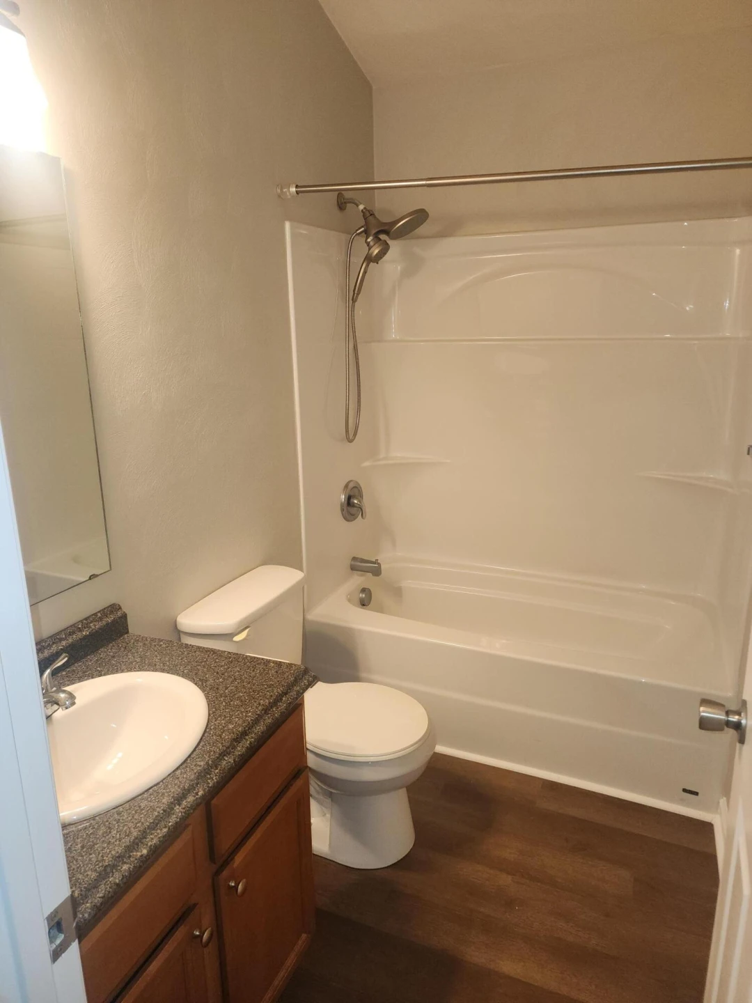 925 Monticello AVE - Photo 9