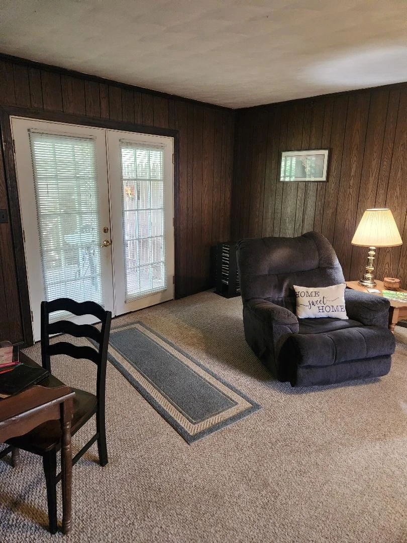 10496 Bent Mountain RD - Photo 16