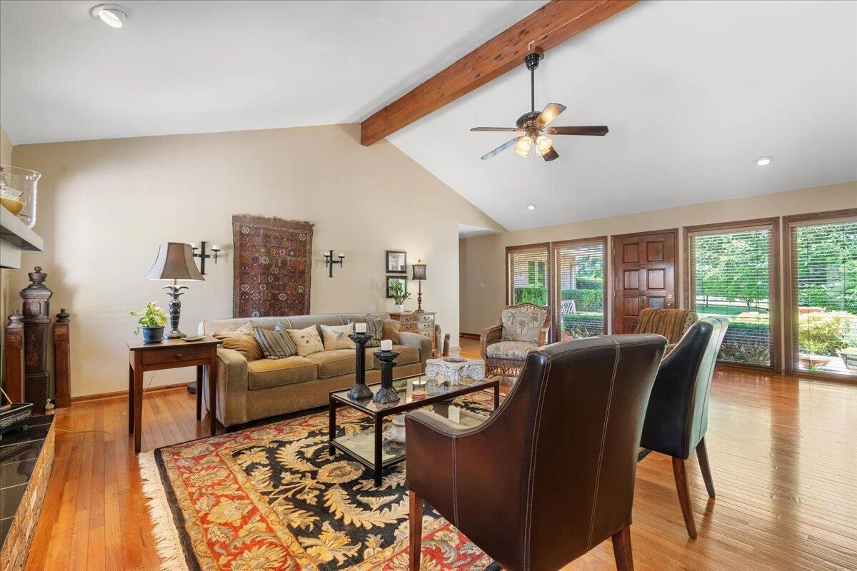 453 Wirtz RD - Photo 15