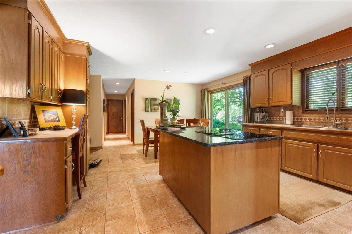 453 Wirtz RD - Photo 20