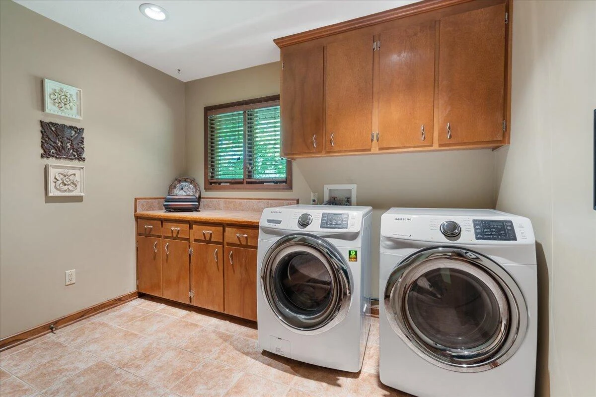 453 Wirtz RD - Photo 48