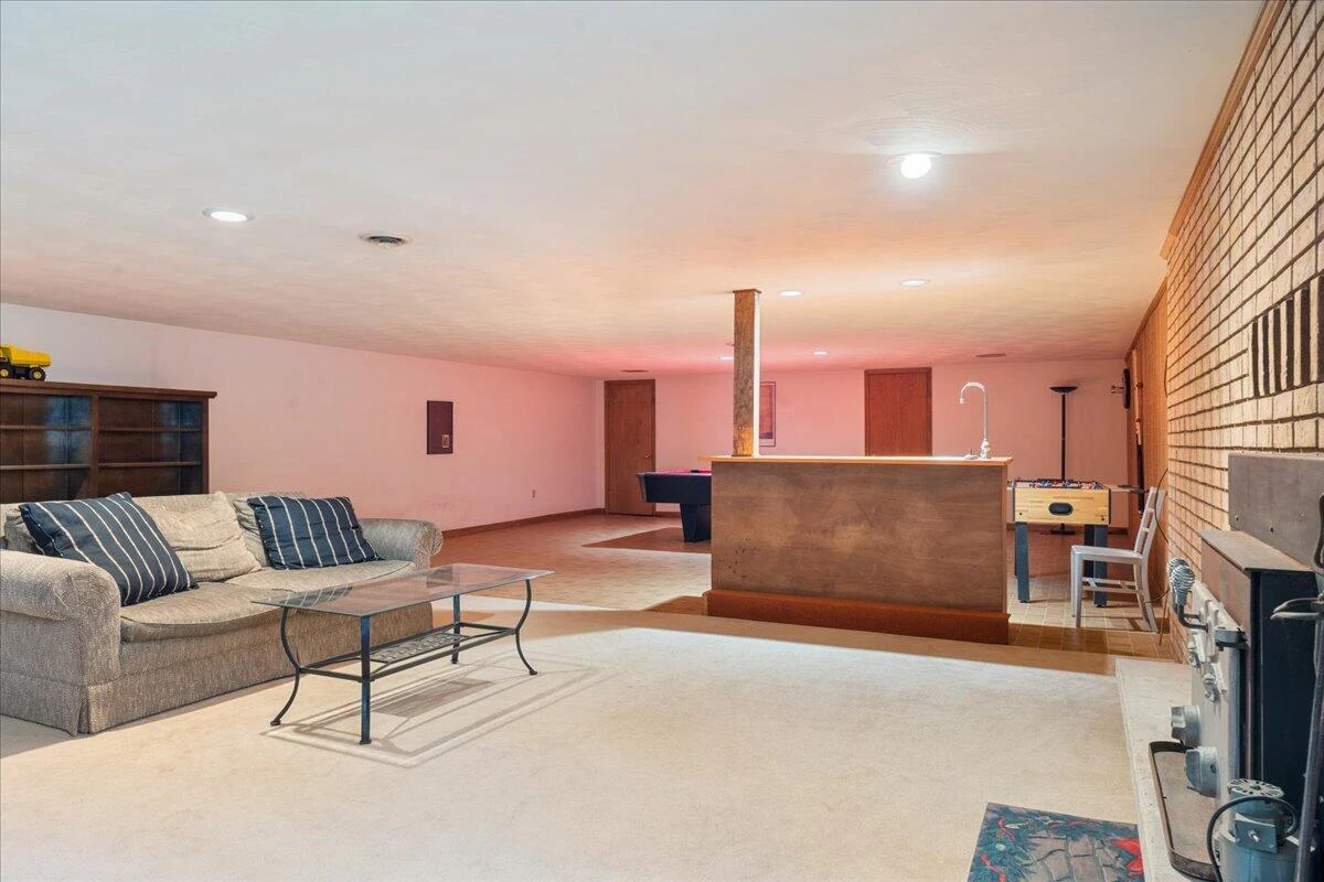 453 Wirtz RD - Photo 52