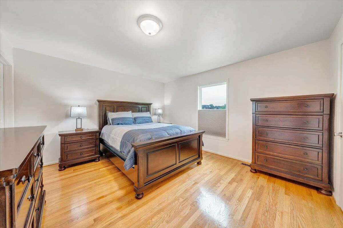 2030 Memorial AVE - Photo 19