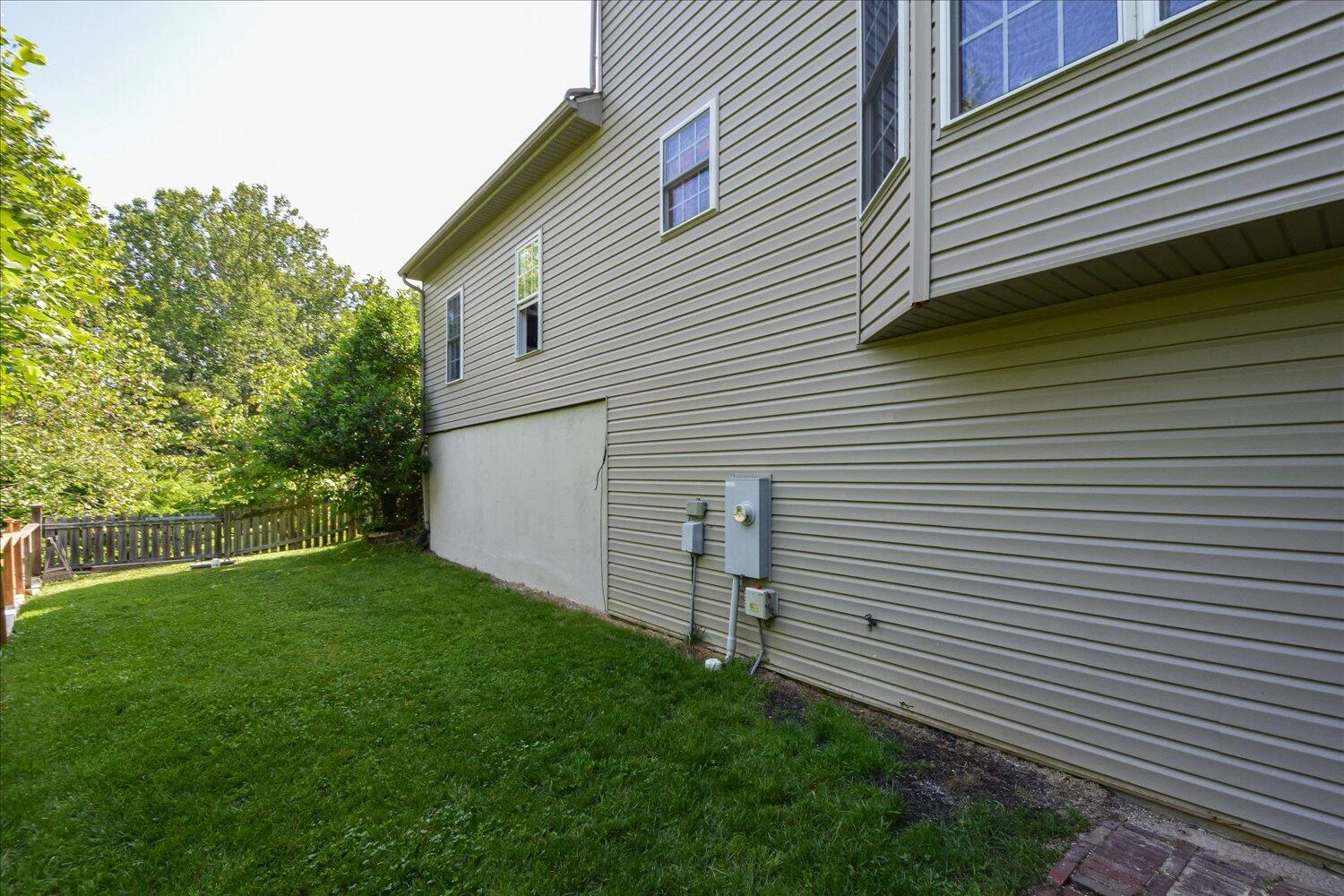 7635 Peebles LN - Photo 32