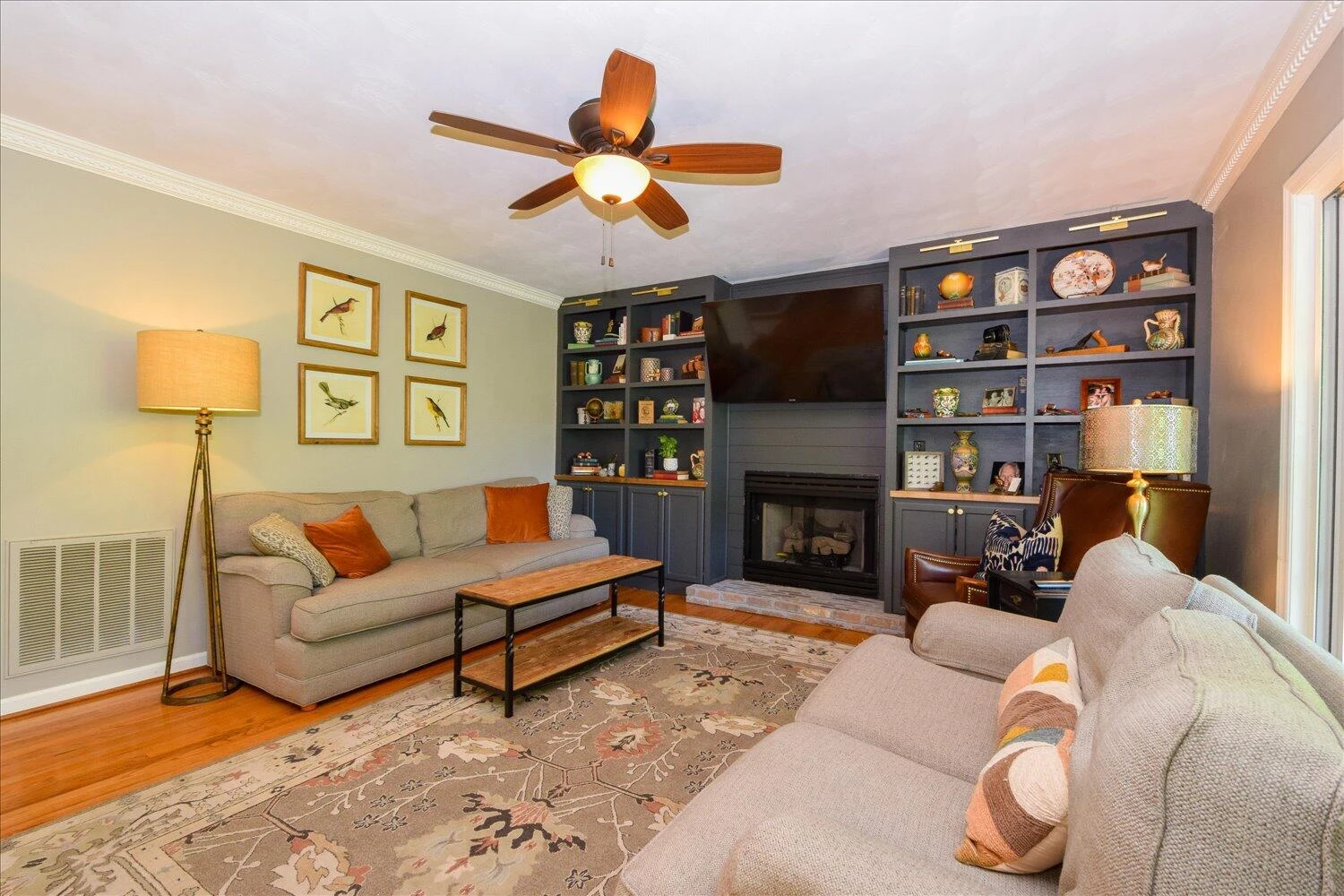 7635 Peebles LN - Photo 9