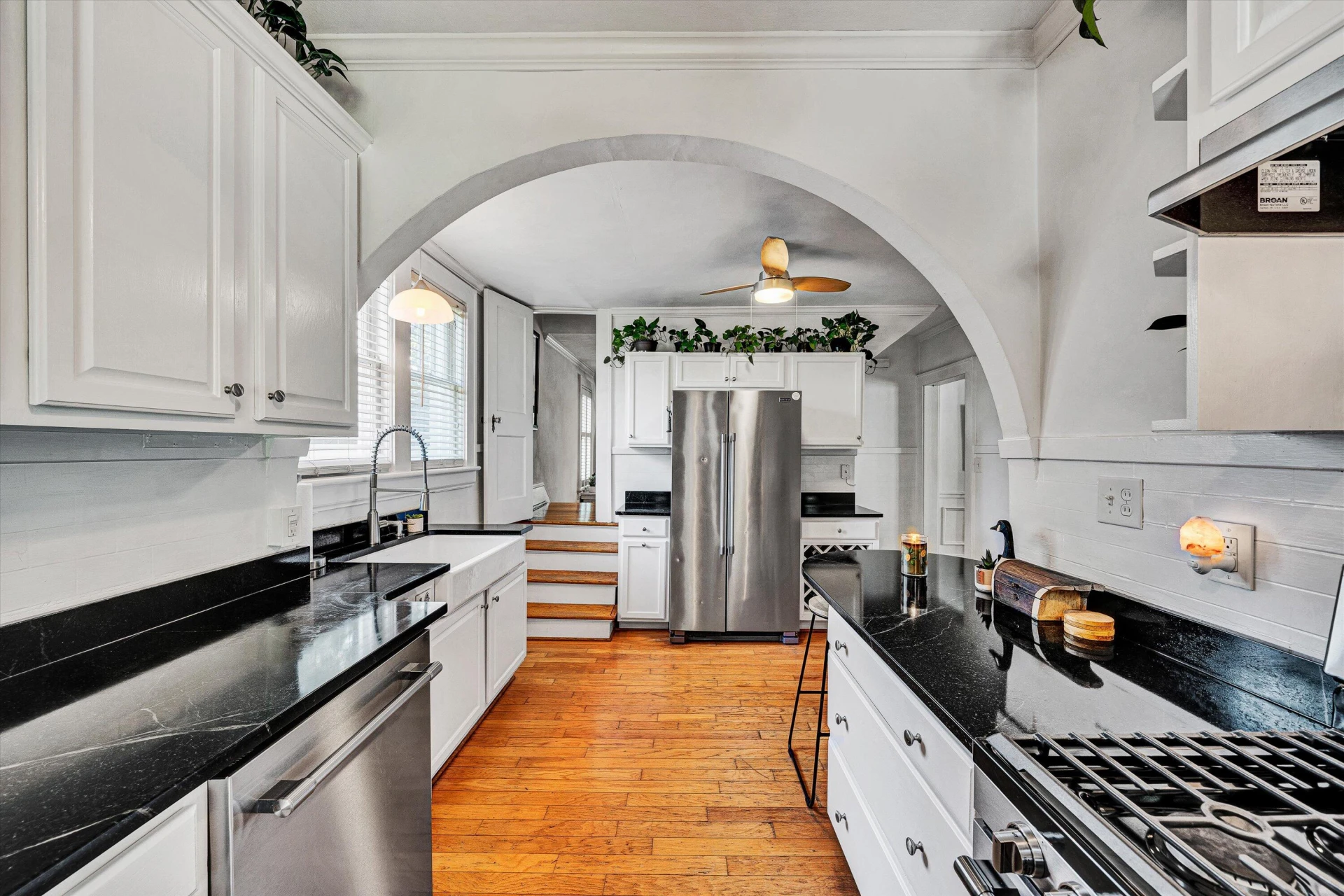 2615 Wycliffe AVE - Photo 16