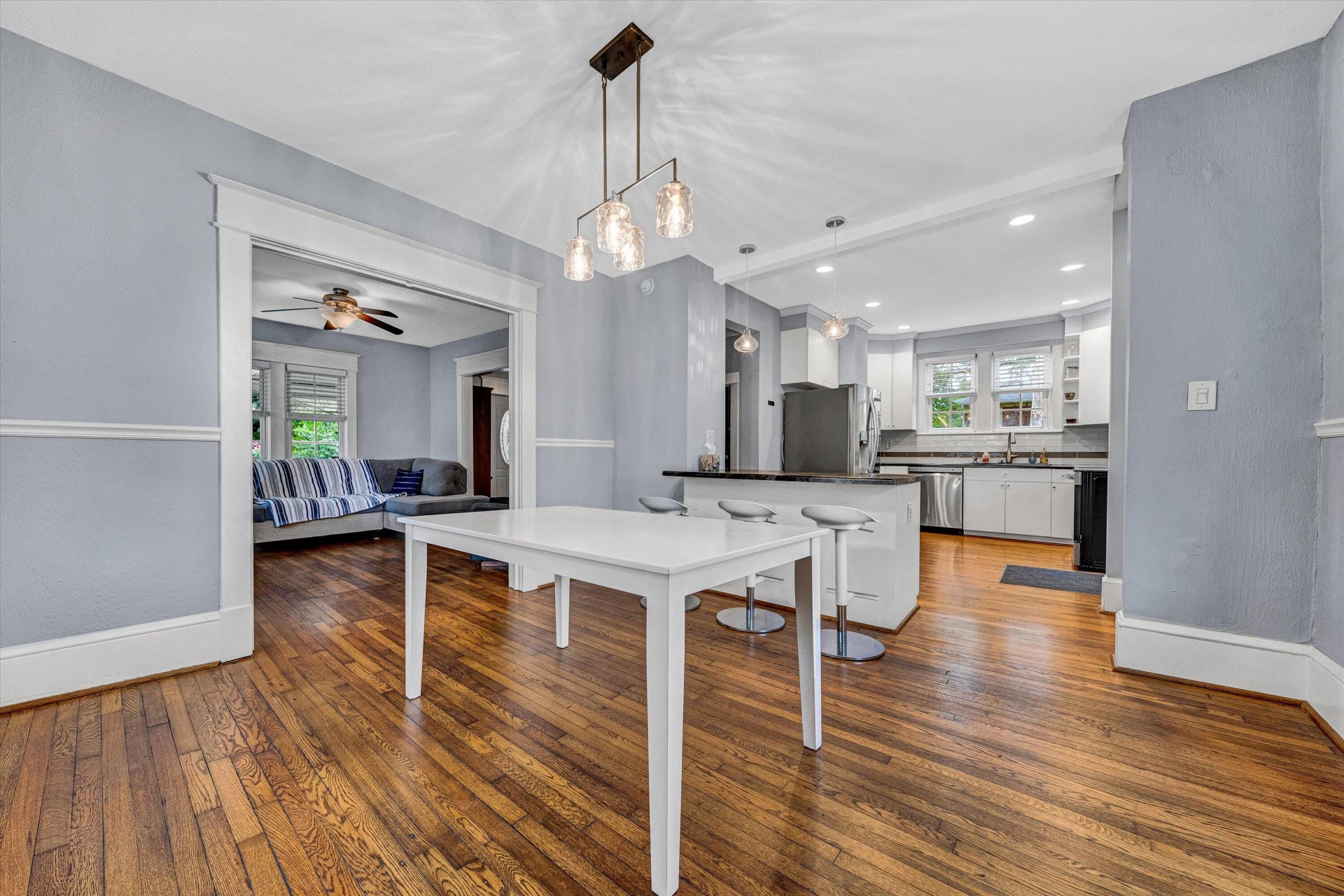 2102 Berkley AVE - Photo 12