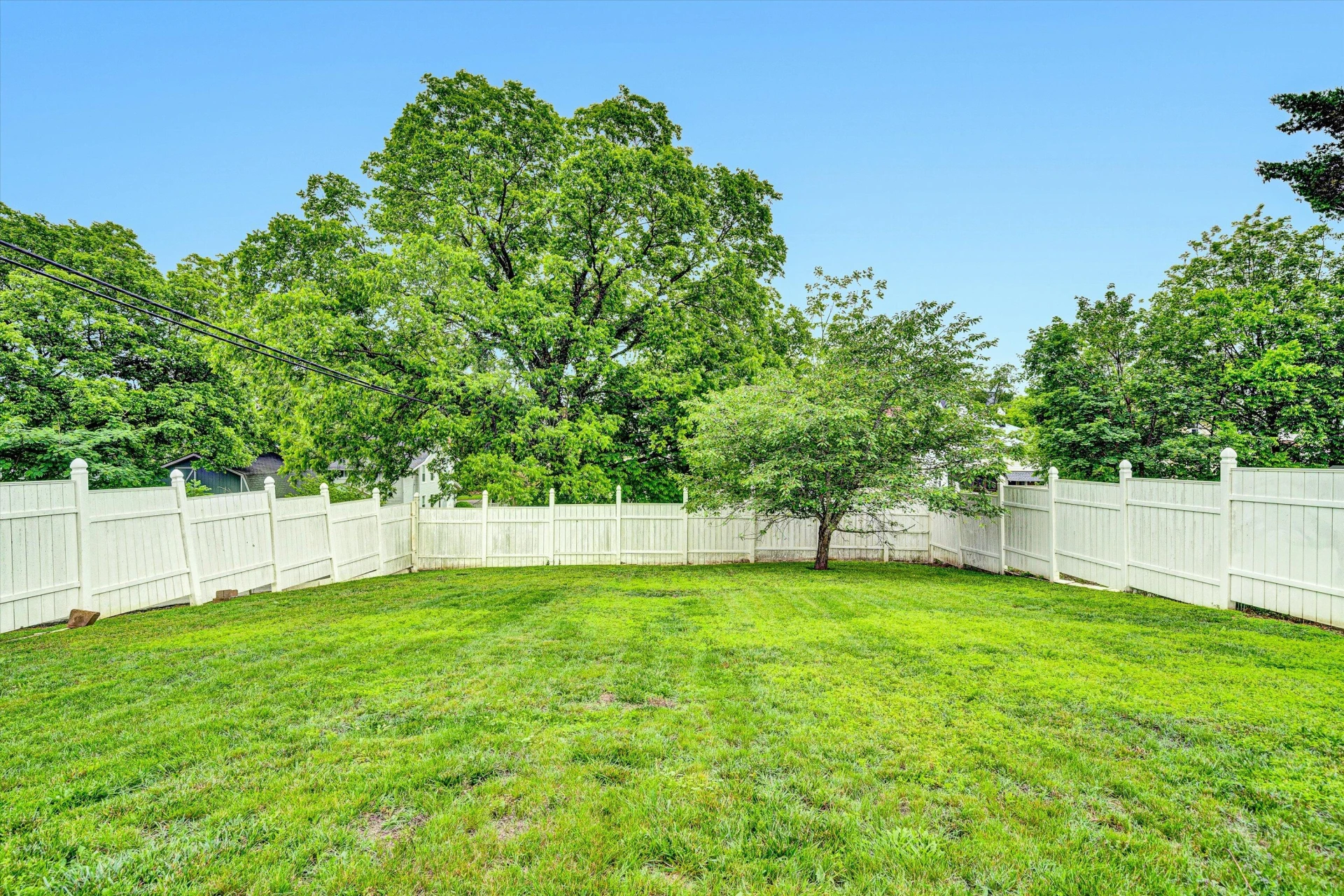 2102 Berkley AVE - Photo 35