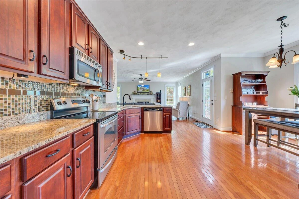 466 Thornblade WAY - Photo 19