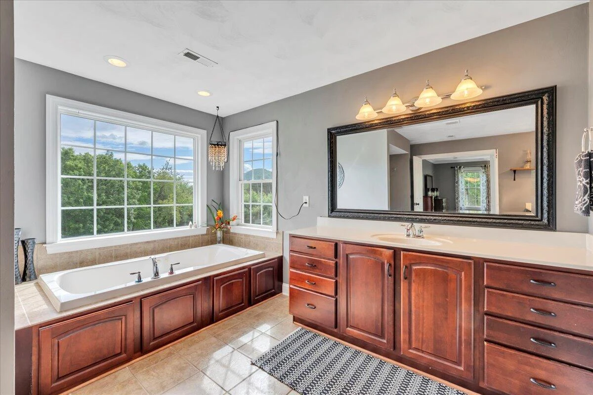466 Thornblade WAY - Photo 32