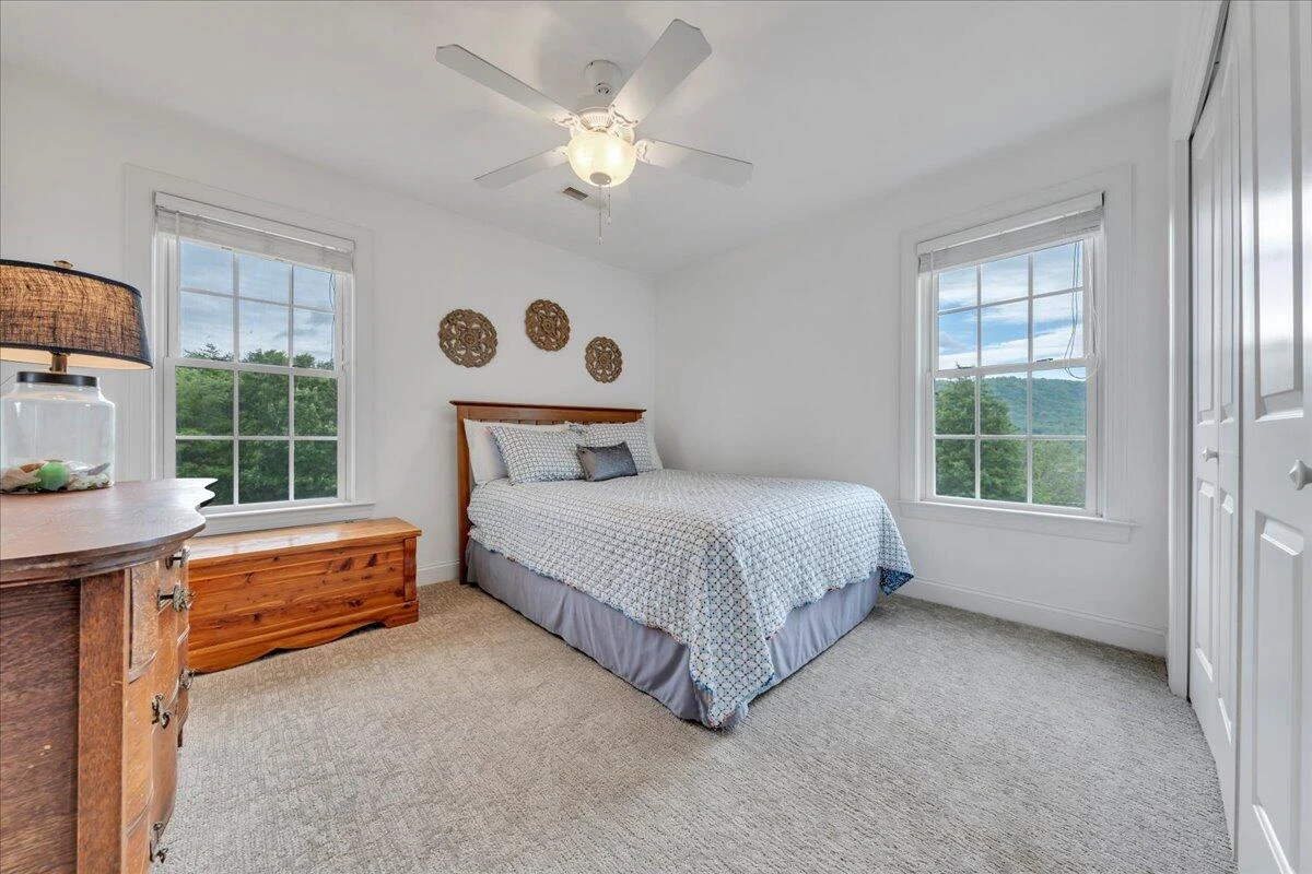 466 Thornblade WAY - Photo 38