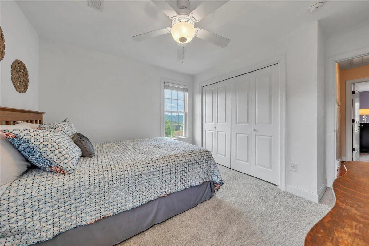 466 Thornblade WAY - Photo 39