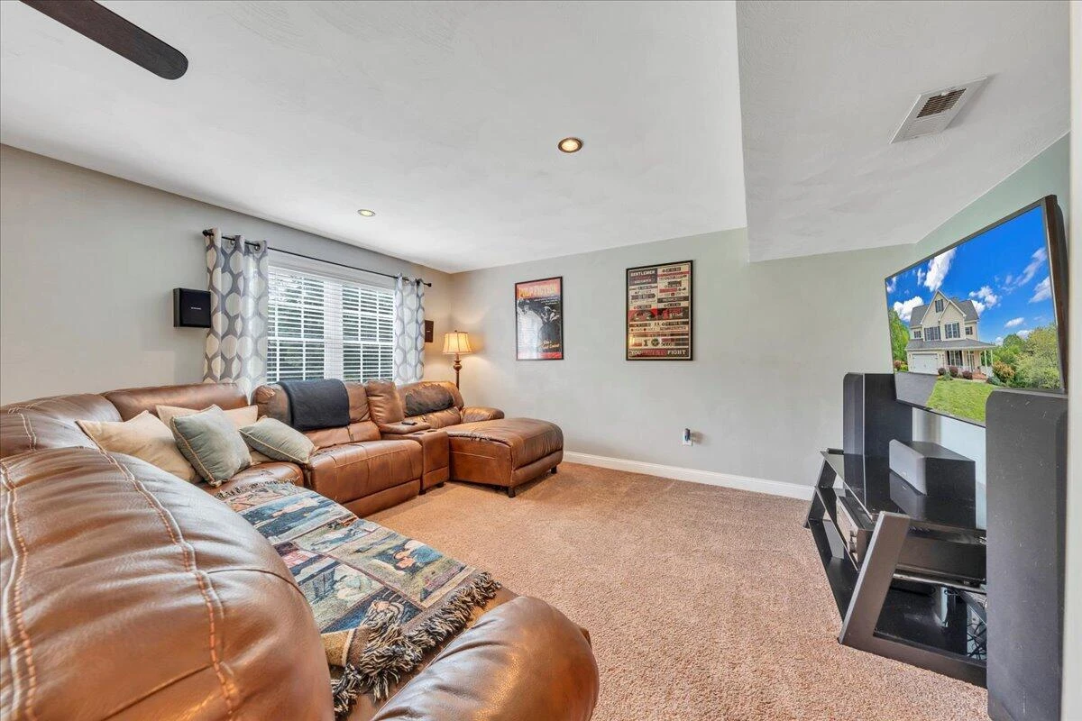 466 Thornblade WAY - Photo 44