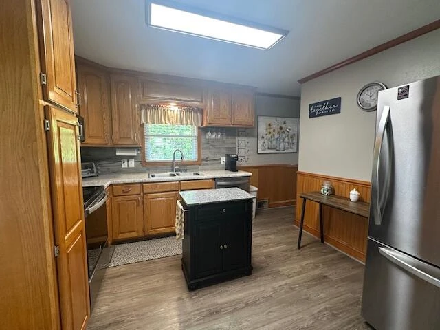 586 Graceland DR - Photo 11