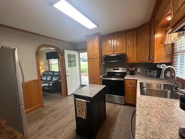 586 Graceland DR - Photo 12