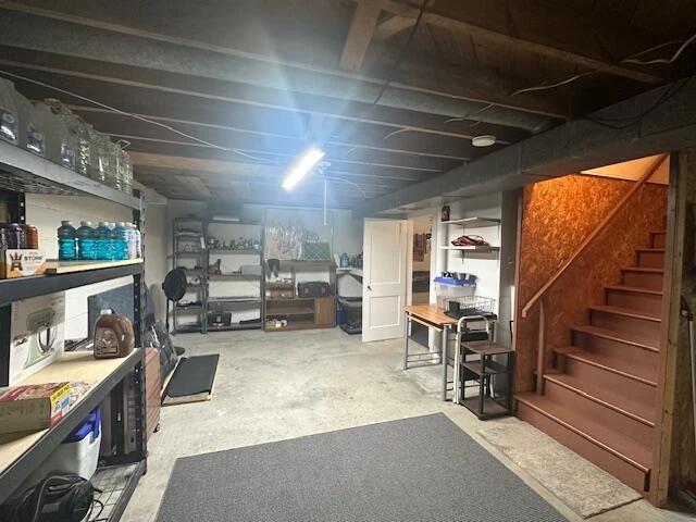 586 Graceland DR - Photo 24