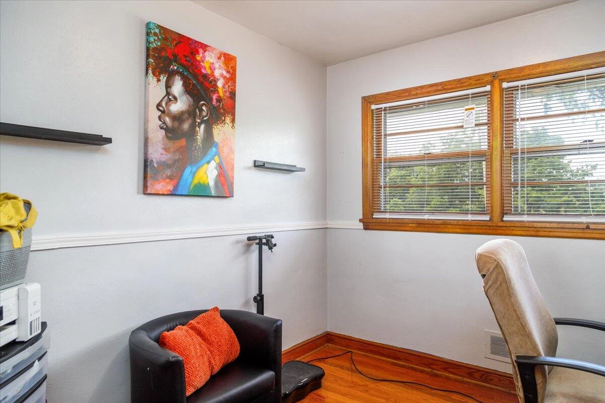 1829 Court ST - Photo 19
