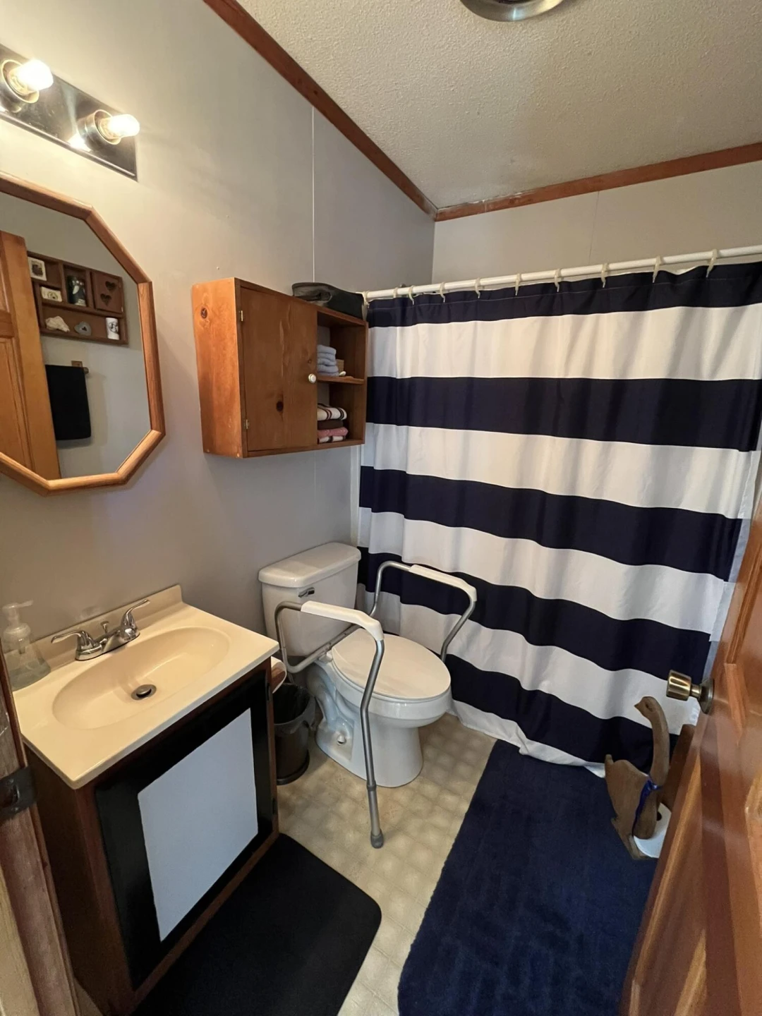 154 Snowden LN - Photo 13