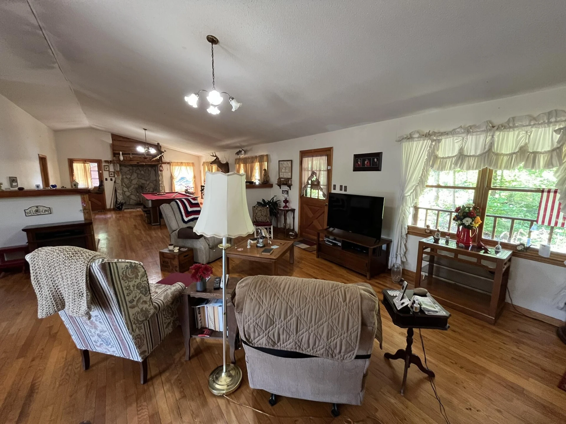 154 Snowden LN - Photo 4