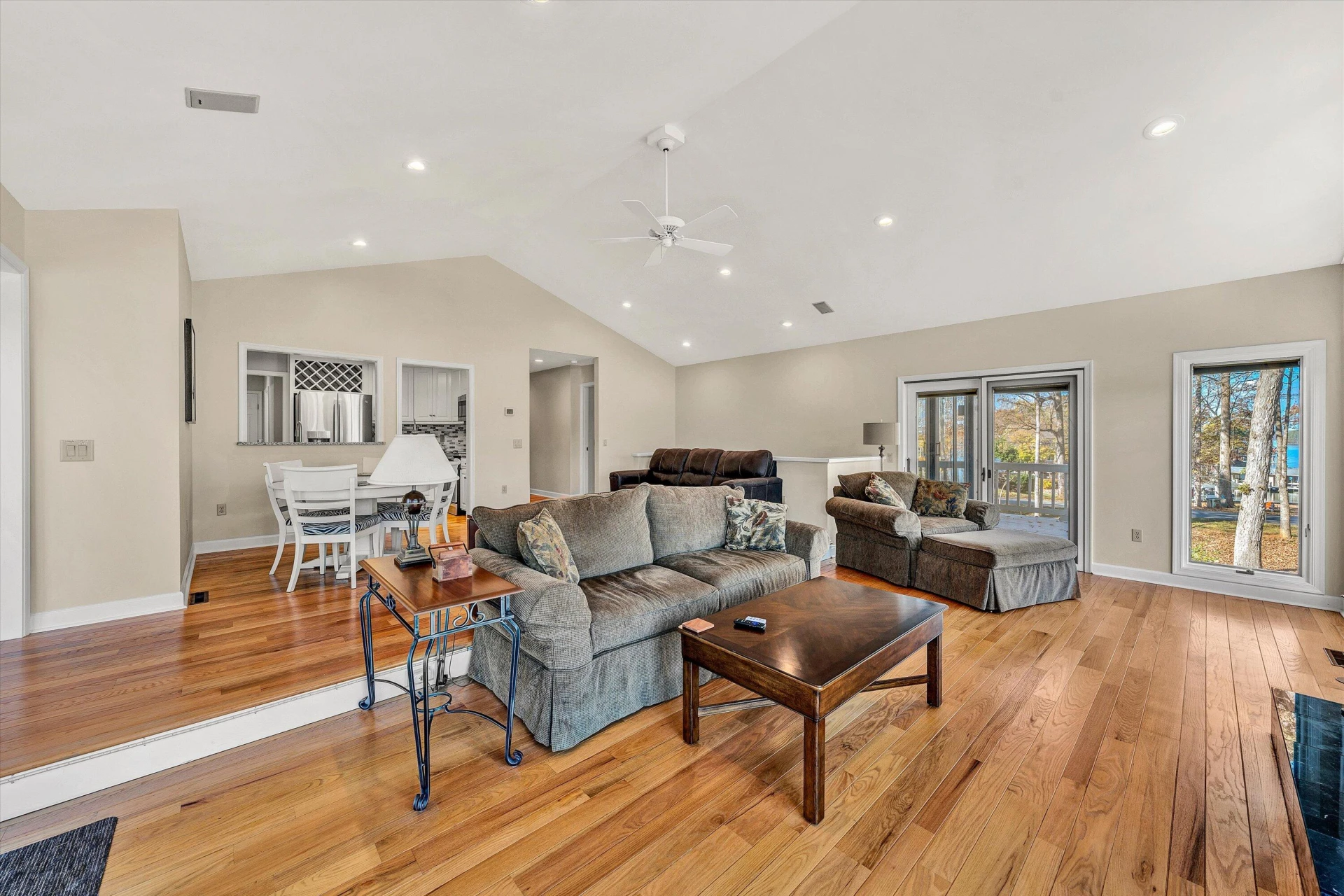 380 Silver Tee DR - Photo 13