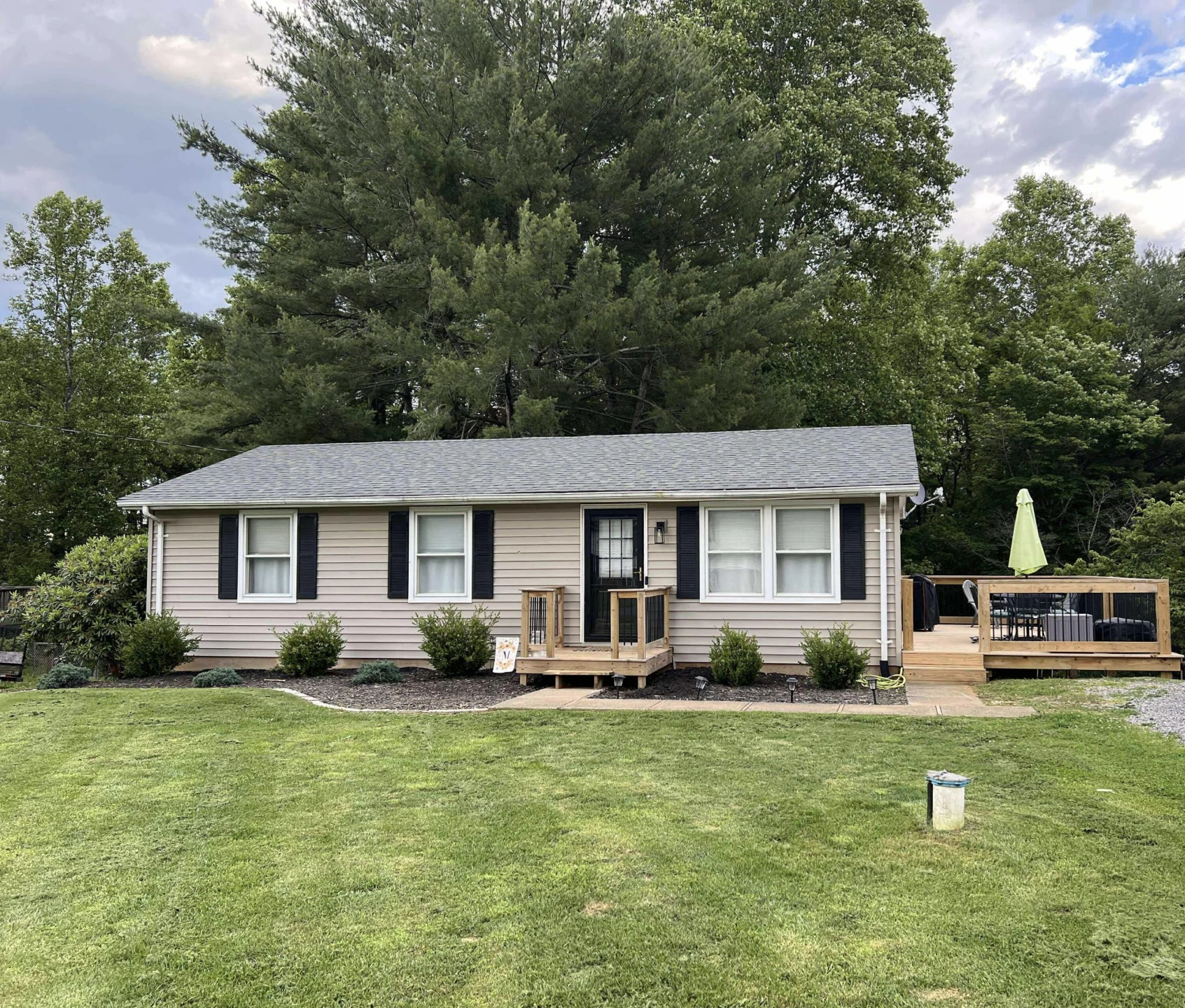 360 Rakes RD