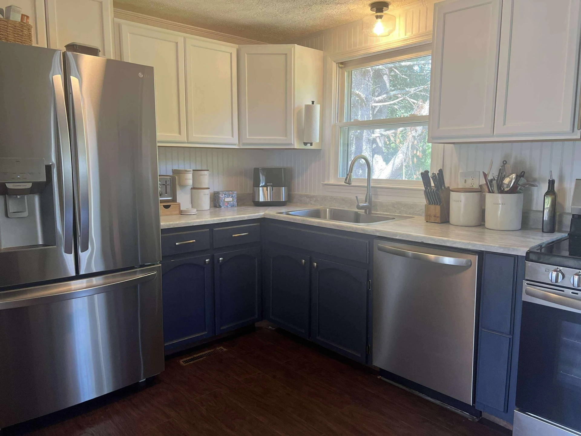 360 Rakes RD - Photo 3