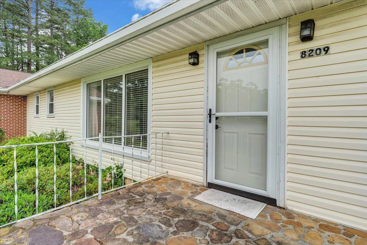 8209 Webster DR - Photo 2
