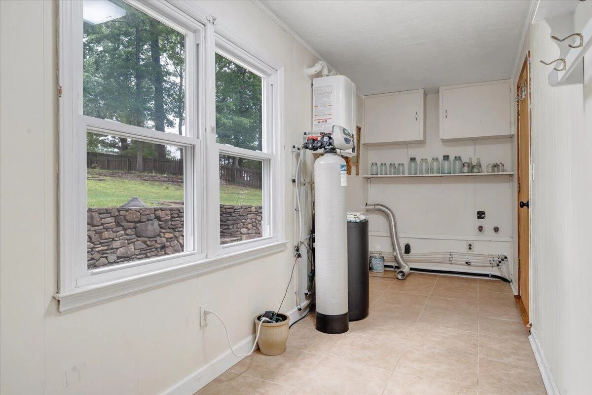 8209 Webster DR - Photo 22