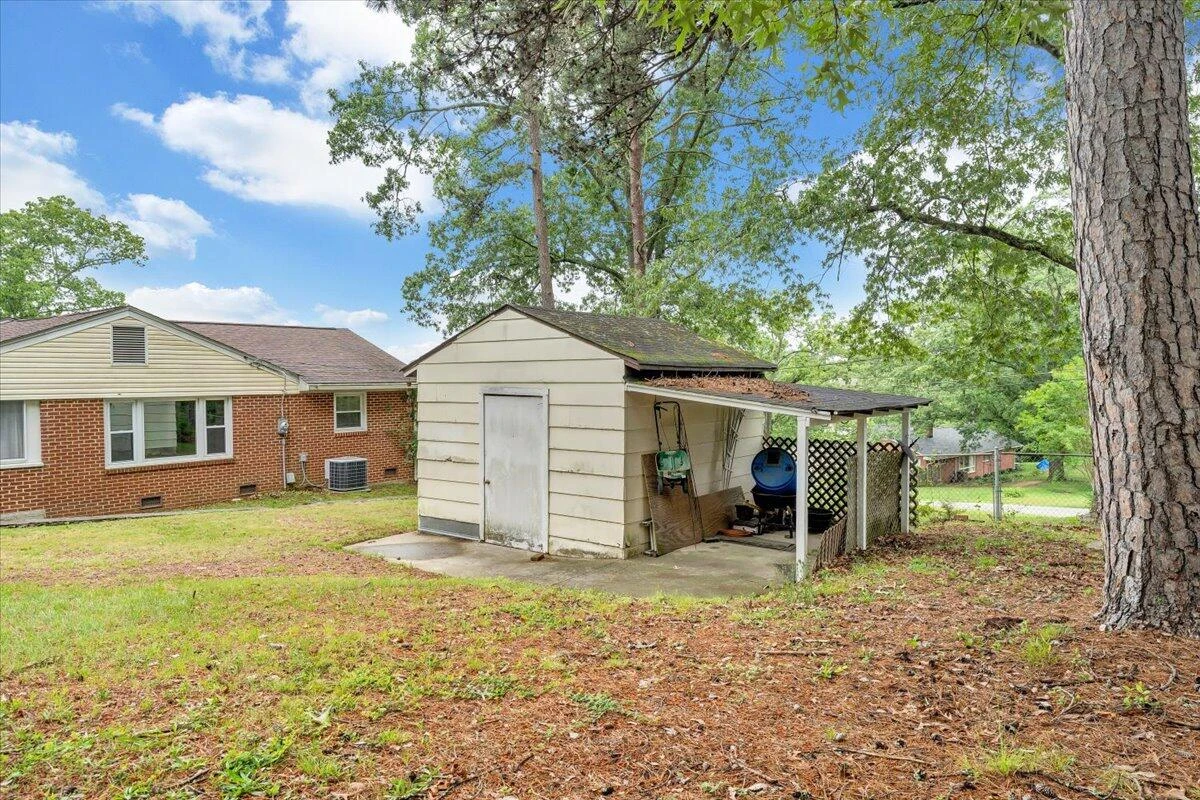 8209 Webster DR - Photo 30