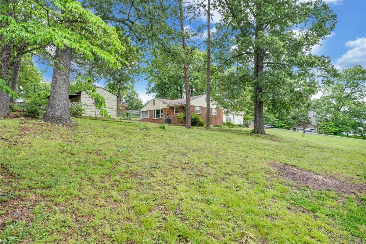 8209 Webster DR - Photo 33