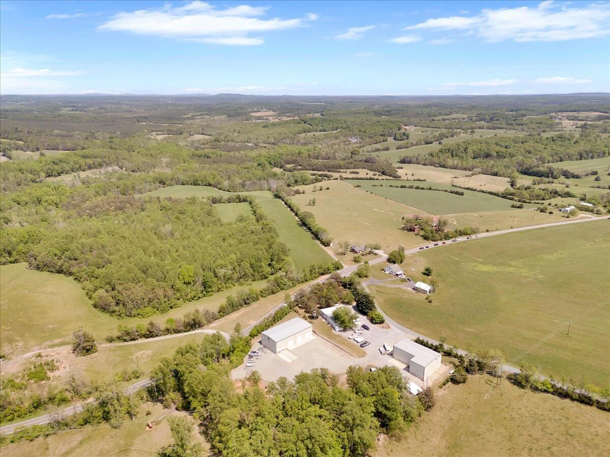 2586 Tuck RD - Photo 15