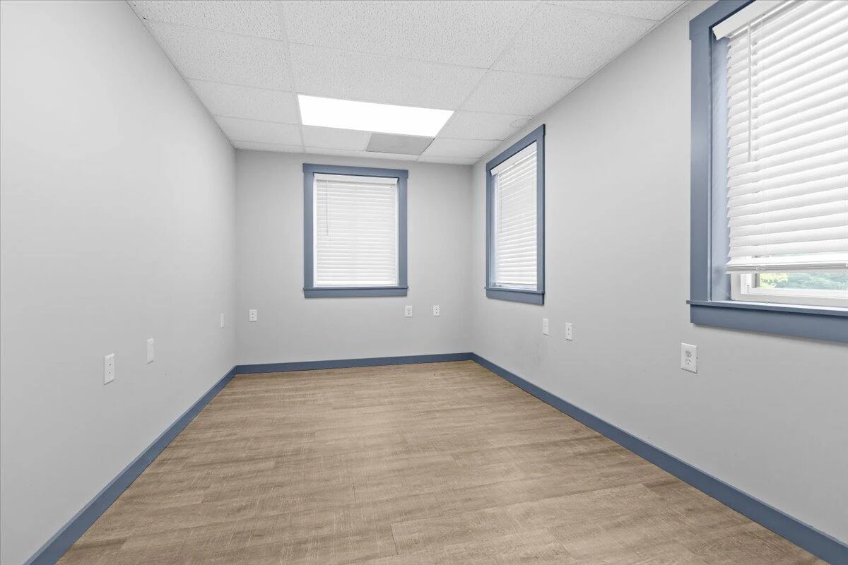 2586 Tuck RD - Photo 39