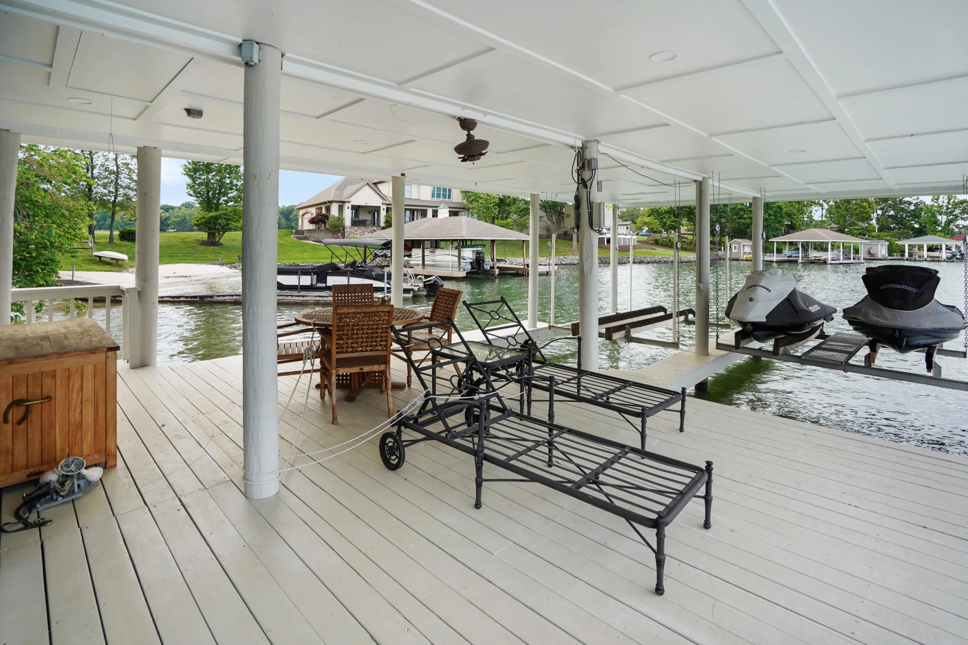 392 Carrs Point LN - Photo 41