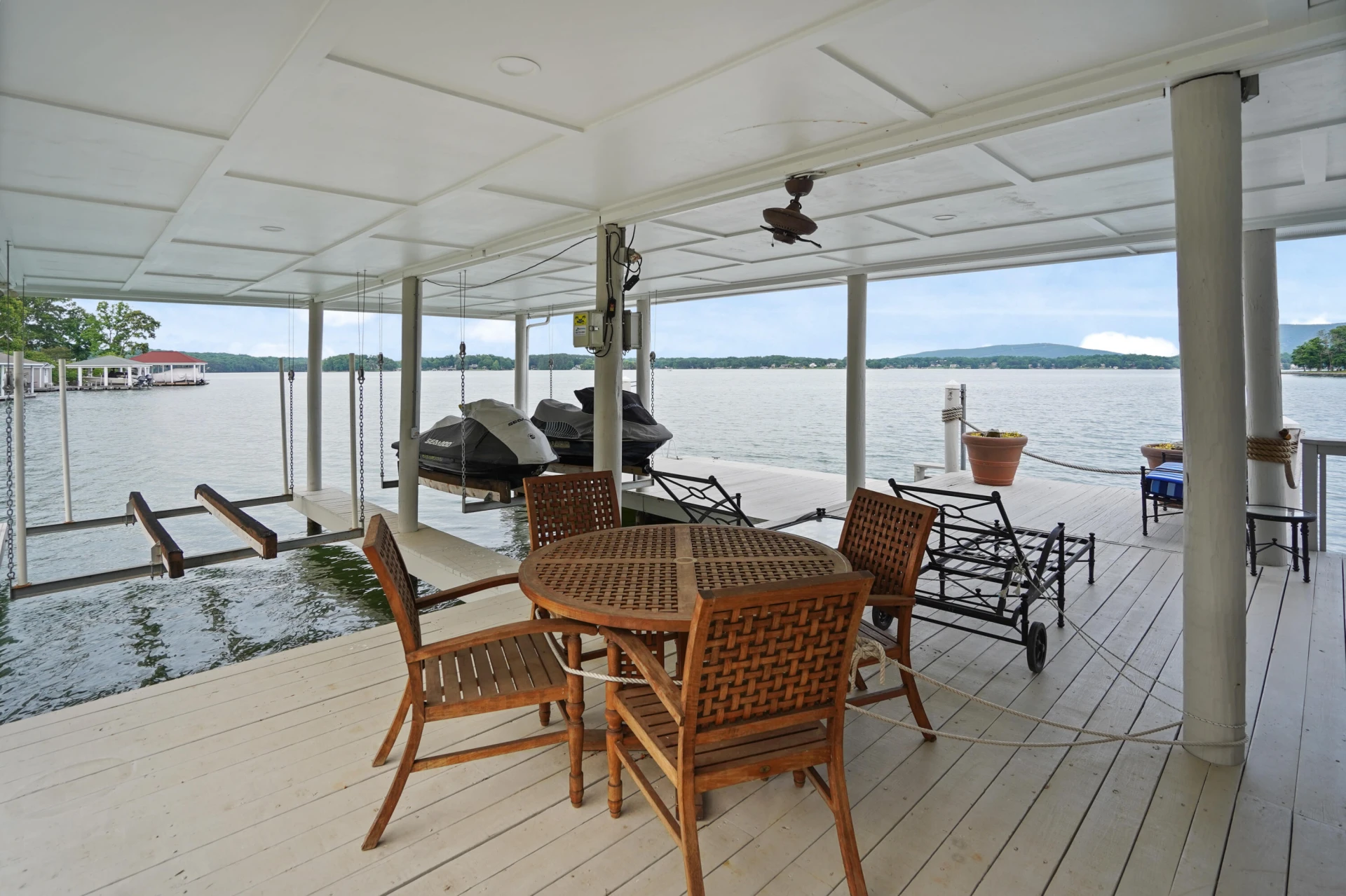 392 Carrs Point LN - Photo 42