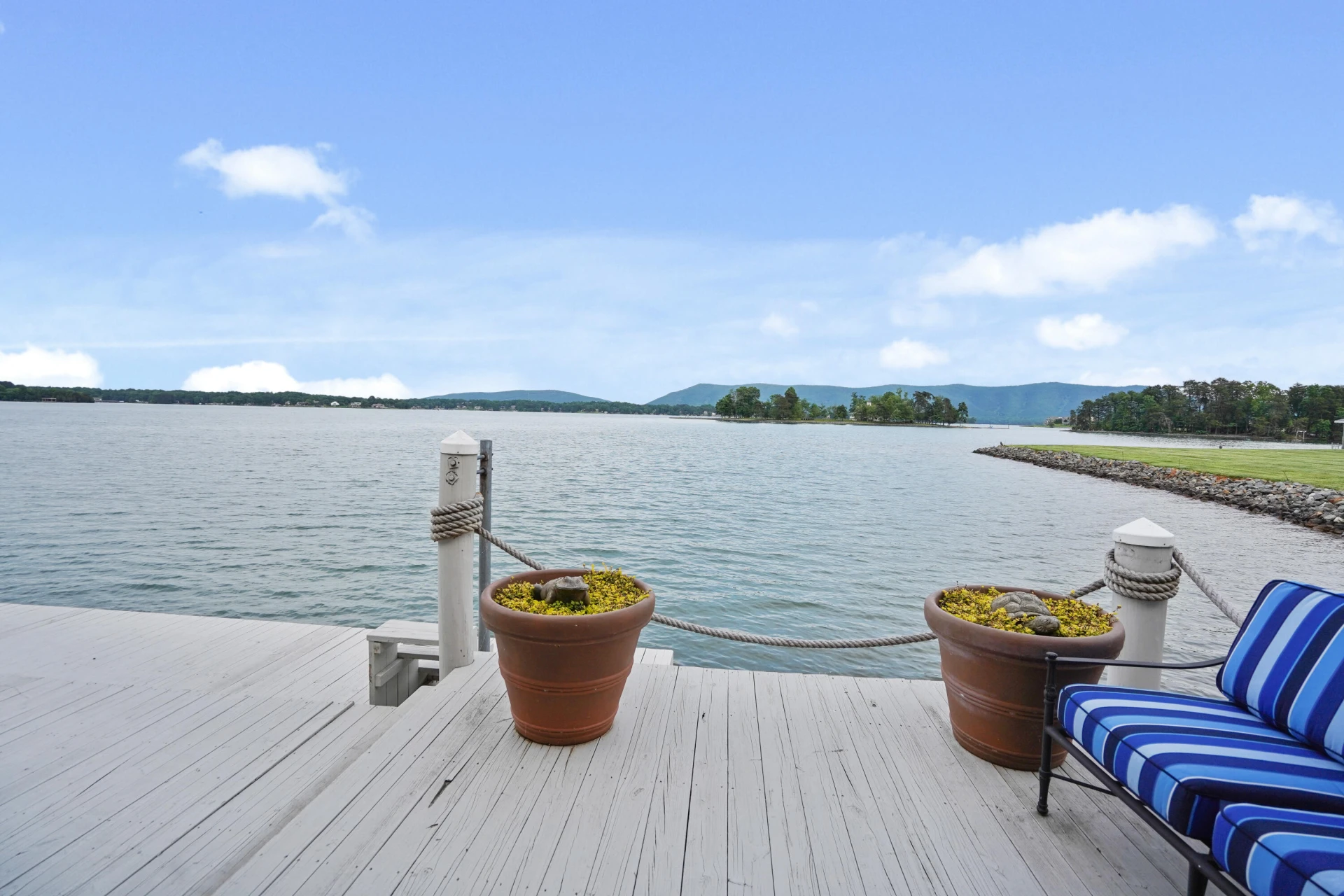 392 Carrs Point LN - Photo 43