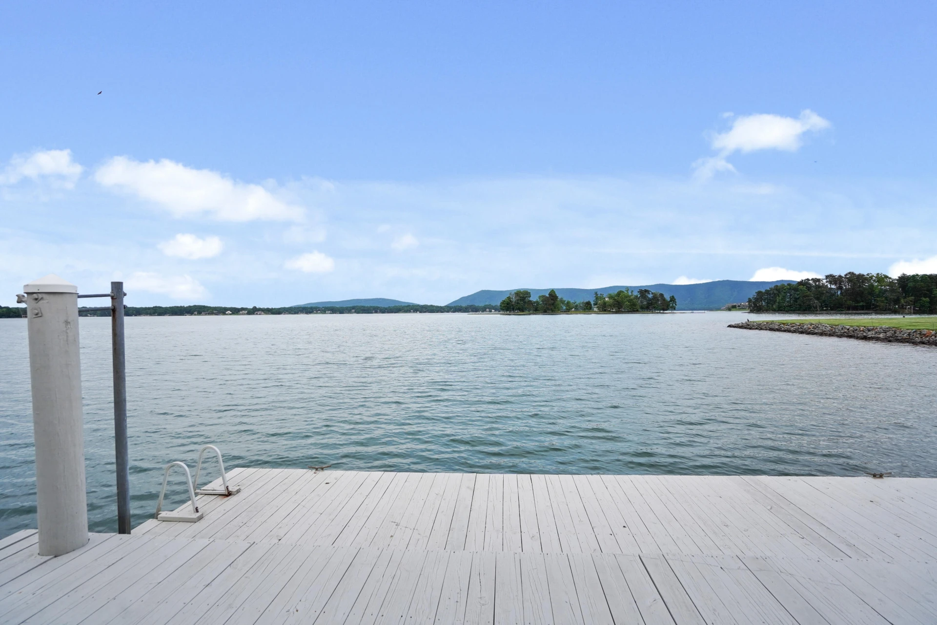 392 Carrs Point LN - Photo 48