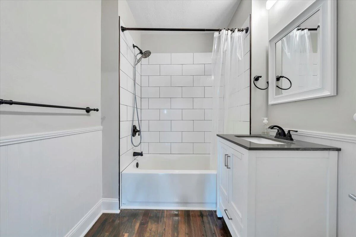2109 Memorial AVE - Photo 45