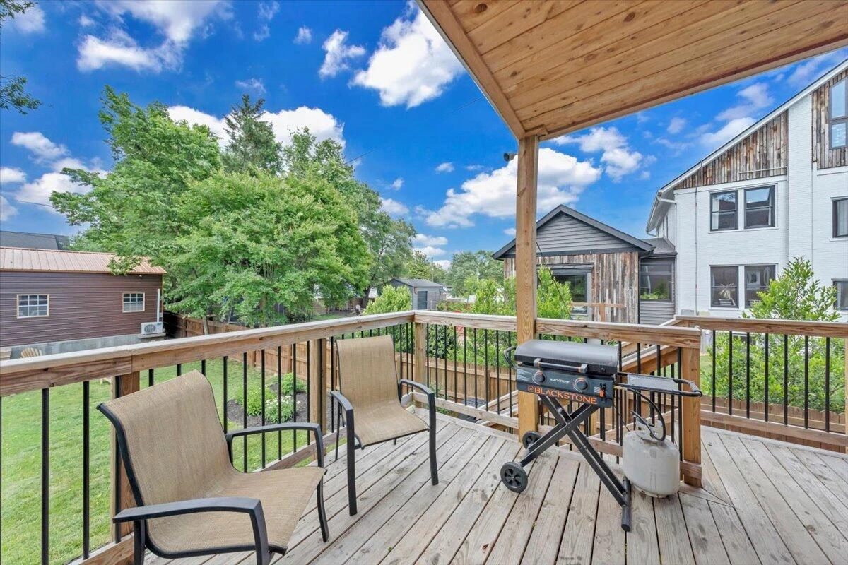 2109 Memorial AVE - Photo 52