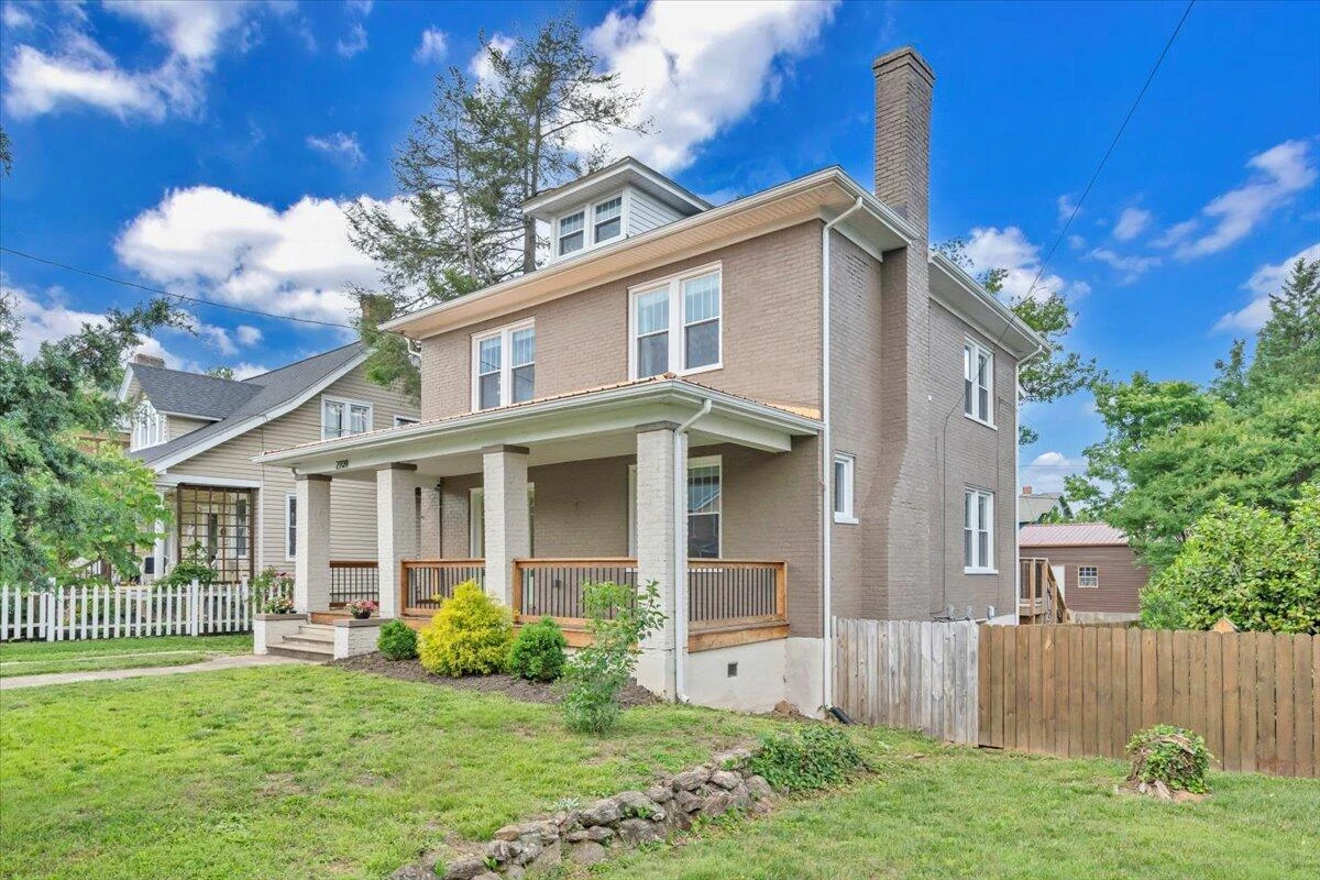 2109 Memorial AVE - Photo 69