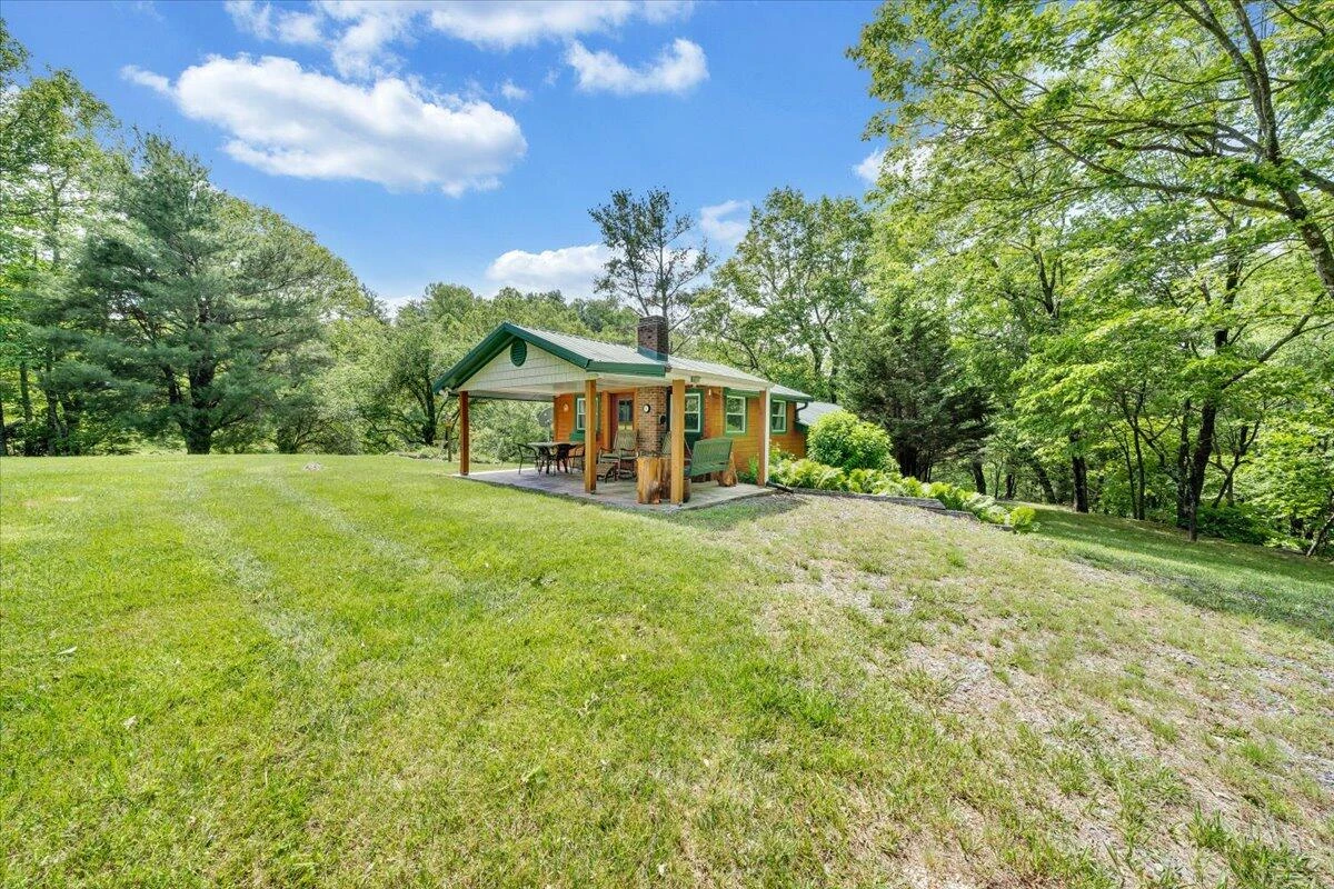 677 Belair RD - Photo 16