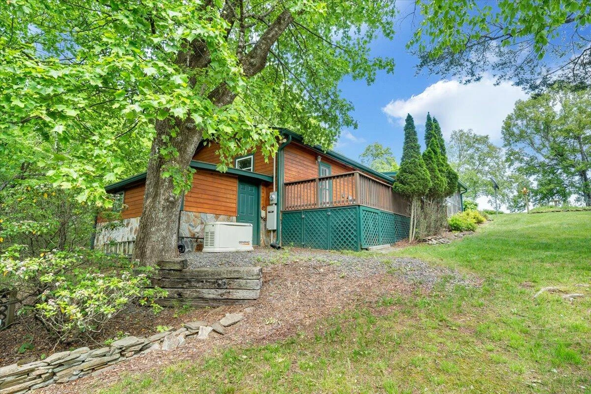 677 Belair RD - Photo 21