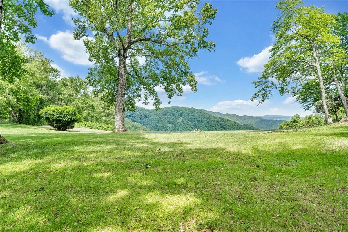 677 Belair RD - Photo 28