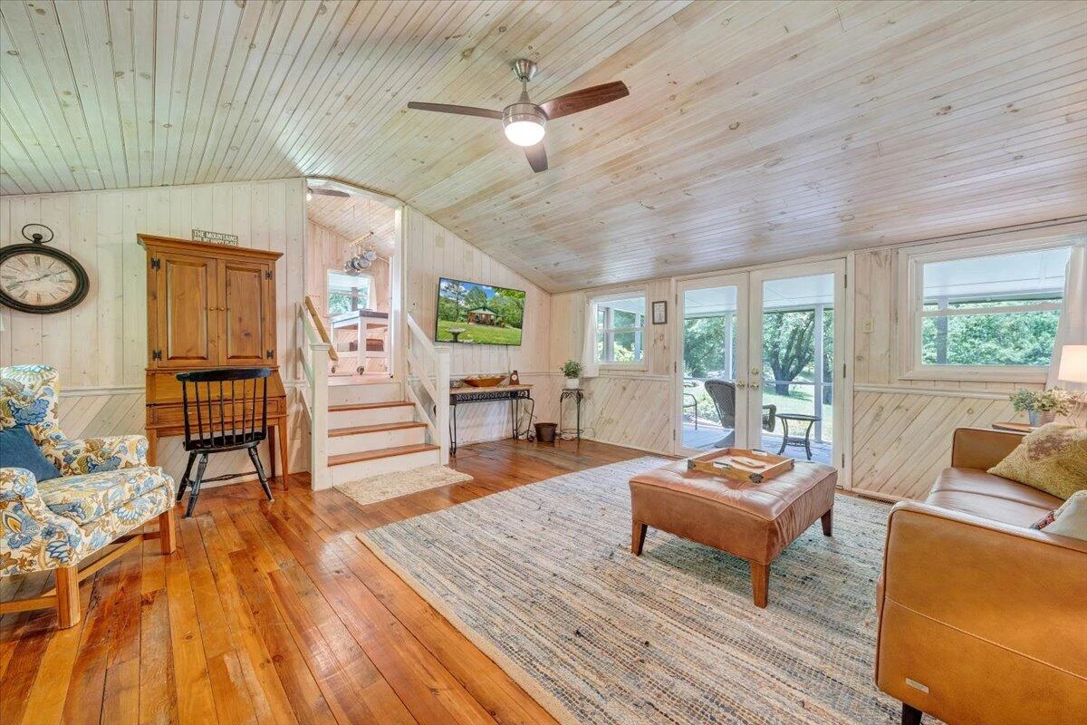 677 Belair RD - Photo 32