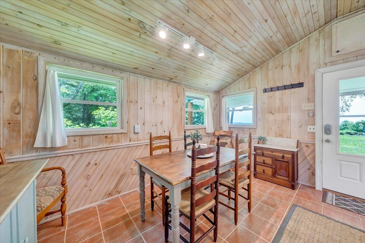 677 Belair RD - Photo 42
