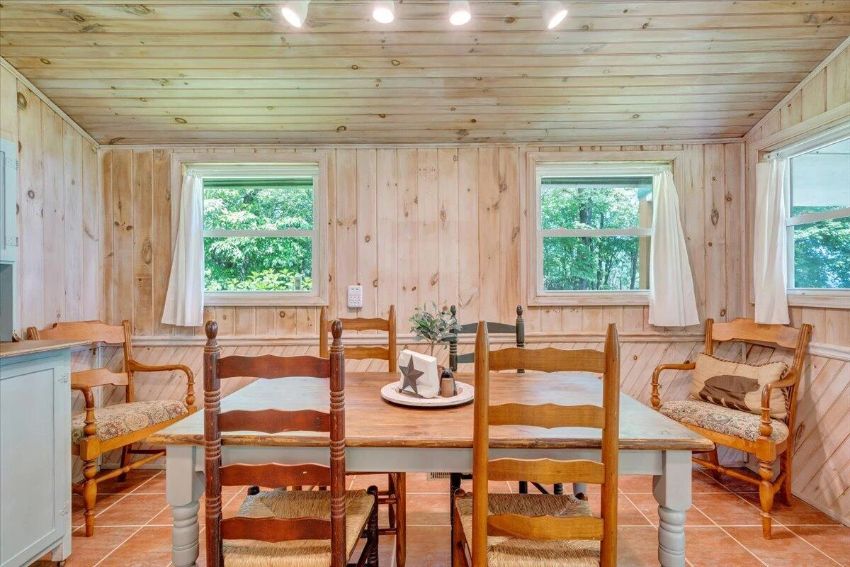 677 Belair RD - Photo 44