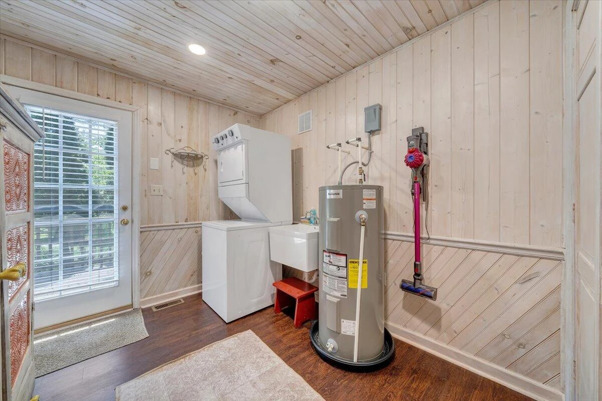 677 Belair RD - Photo 52