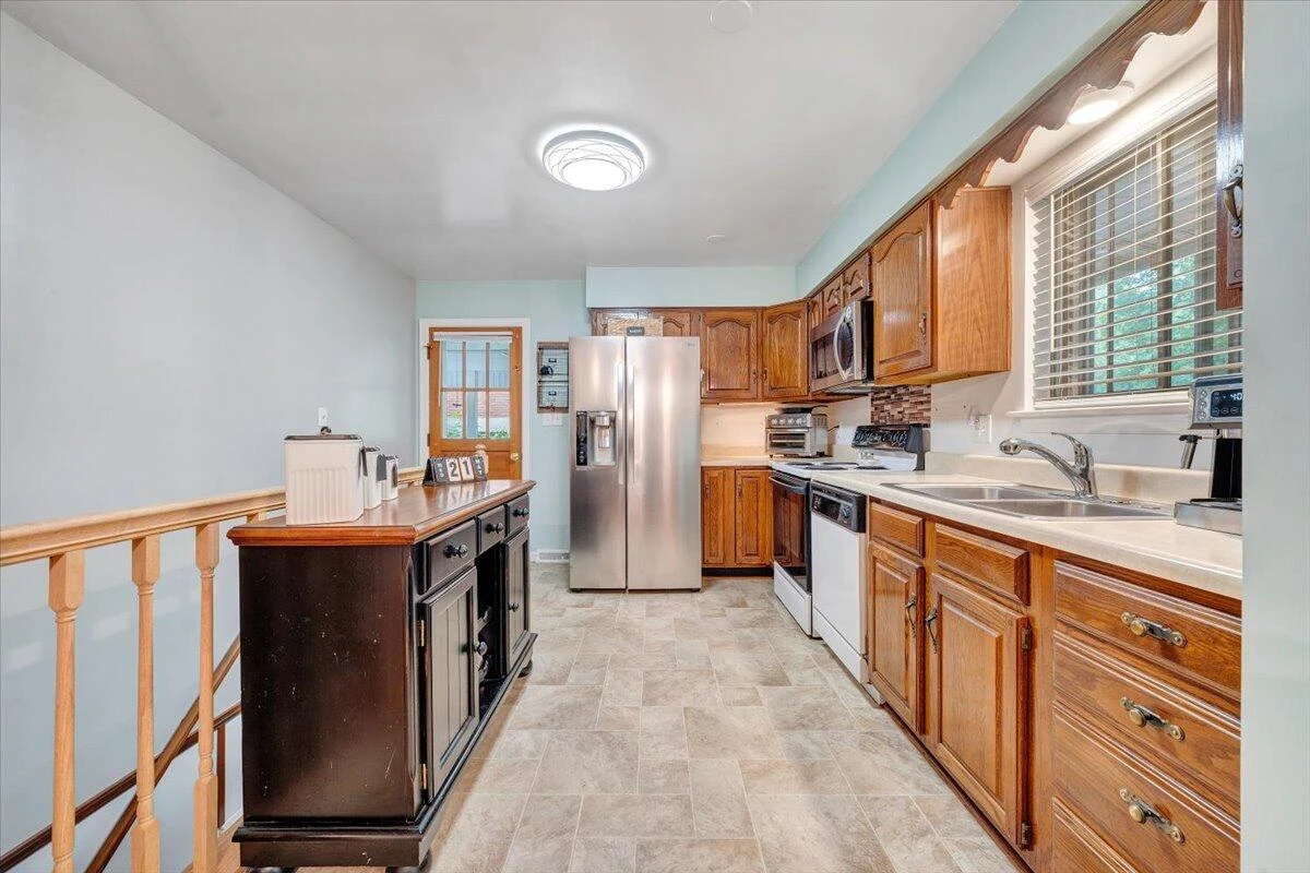 330 Houston AVE - Photo 21