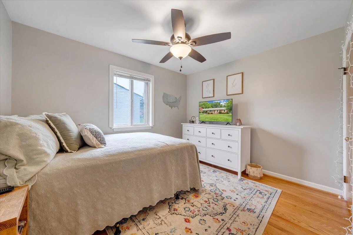 330 Houston AVE - Photo 26
